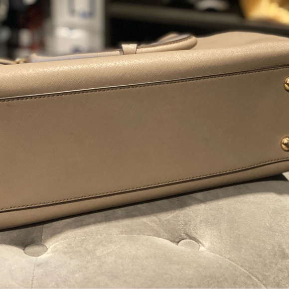 Michael Kors Hamilton Set - Picture 7 of 11